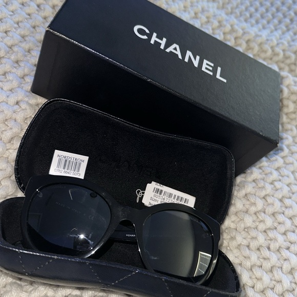 Chanel Black Luxottica Group Cat Eye Classic Sunglasses - Picture 9 of 12